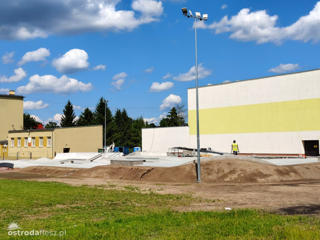 Coraz bliżej koniec budowy skateparku w Ostródzie