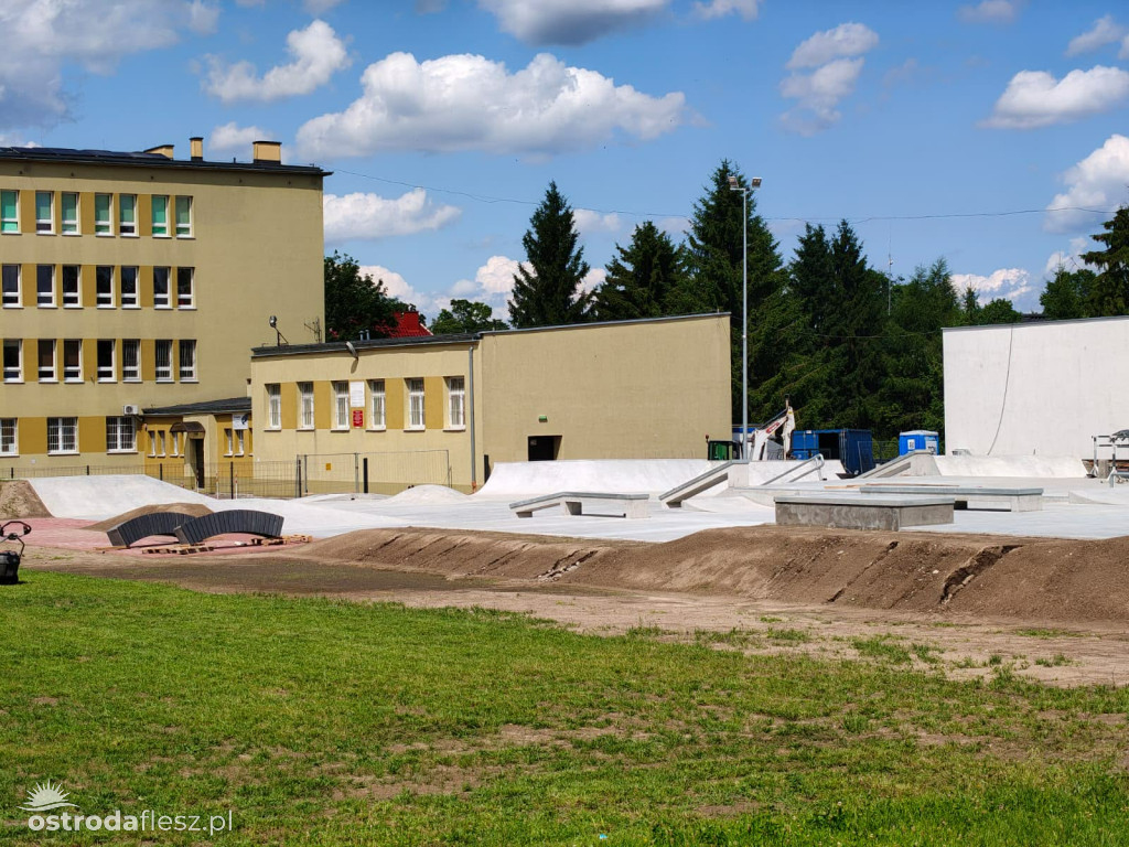 Coraz bliżej koniec budowy skateparku w Ostródzie