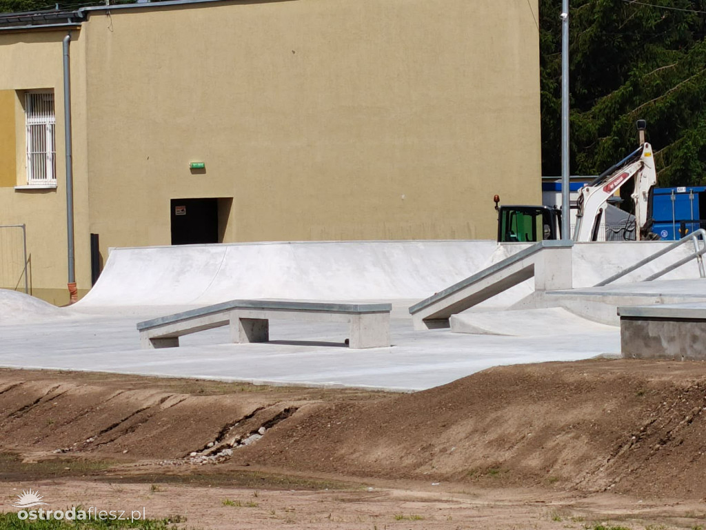 Coraz bliżej koniec budowy skateparku w Ostródzie