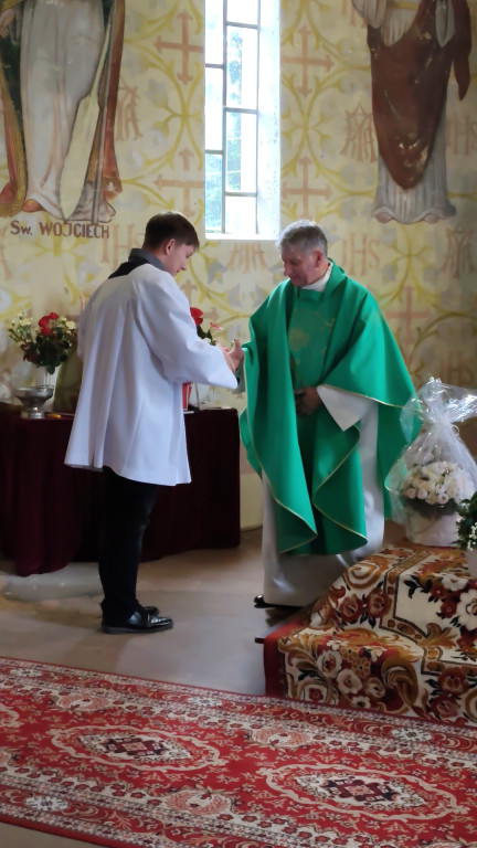 Parafianie podziękowali proboszczowi z Durąga