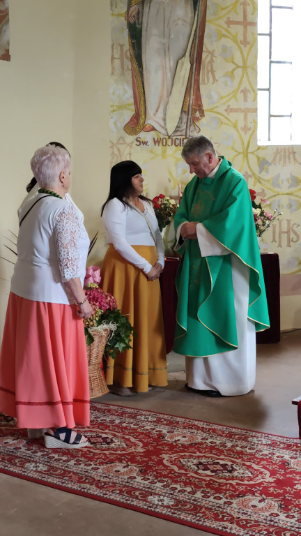 Parafianie podziękowali proboszczowi z Durąga