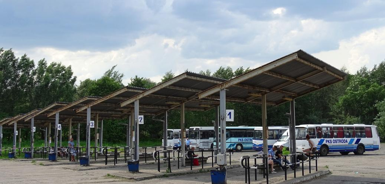 DWORZEC PKS PRZY SŁOWACKIEGO I ZAJEZDNIA PRZY GARNIZONOWEJ NA SPRZEDAŻ