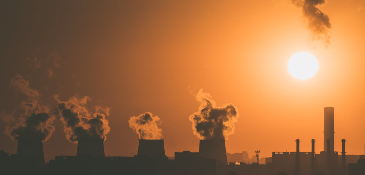 WYTWARZAMY ZBYT DUŻO CO2. ZA 30 LAT TEMPERATURA W WARSZAWIE JAK W TBILISI?