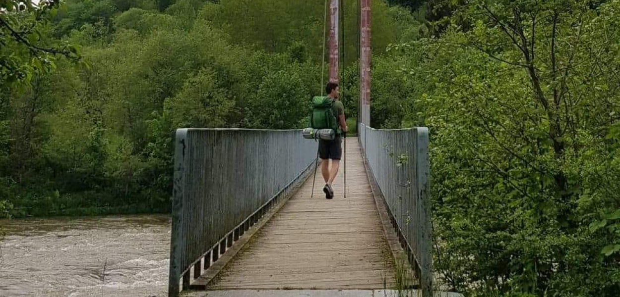 BRODATE PODRÓŻE WĘDRUJĄ I WSPIERAJĄ KOCIARNIĘ Z OSTRÓDY