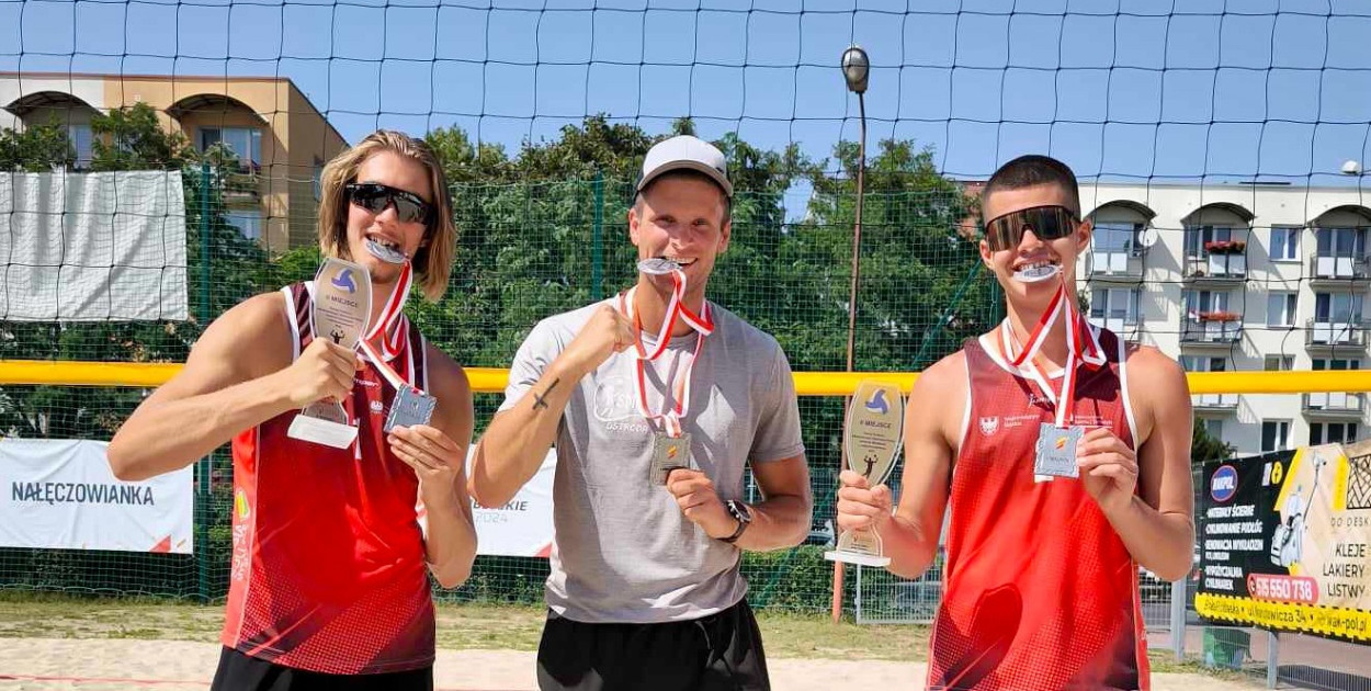 Wolak i Zdrojewski (SMS Ostróda) Wicemistrzami Polski w siatkówce plażowej!