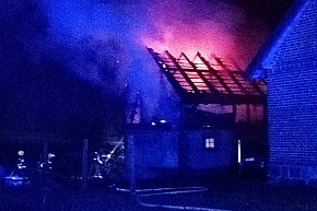 Duży nocny pożar w Dziadyku w Gminie Ostróda!-12549