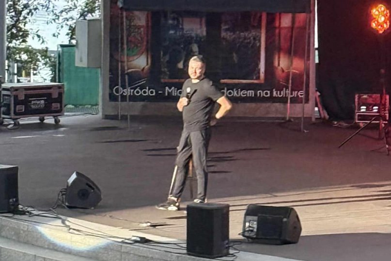 Mateusz Socha rozbawił ostródzki amfiteatr!