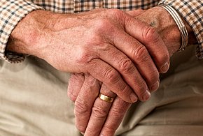 Nowa wsparcie dla seniorów coraz bliżej. Rząd obiecuje bon senioralny-88656
