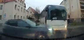 O krok od wypadku autobusu w Ostródzie