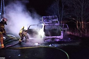 Pożar samochodu między Liksajnami a Wólką Majdańską w Gminie Miłomłyn-88992