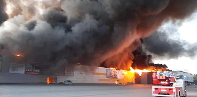 Olbrzymi pożar hali należącej do właściciela ostródzkiej Areny! (foto)-90435