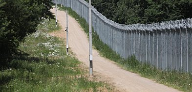 Żołnierzowi na służbie na granicy z Białorusią migrant ukradł radiotelefon-90489