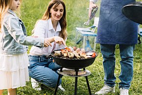 Czy 2 maja to dzień wolny od pracy? Jak działają sklepy i urzędy?-99407