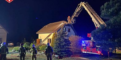 Nocny pożar domu w miejscowości Jakubowo w Gminie Dąbrówno! [FOTO]-99429