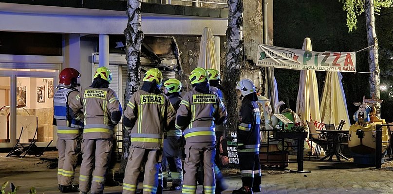 Nocny pożar restauracji nad Jeziorem Drwęckim w Ostródzie! [FOTO+ VIDEO] - 99422