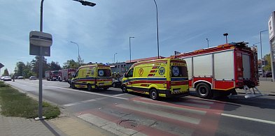 BMW w ogrodzenie na Grunwaldzkiej, nietrzeżwi za kółkiem, kolizja czyli...-99534