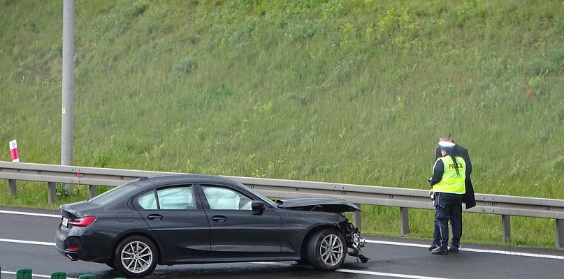 Wypadek, kolizje, nietrzeźwi i kierowcy bez uprawnień - podsumowanie weekendu - 99970