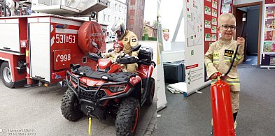 Mały Bartek na 1 dzień został prawdziwym strażakiem! [FOTO]-100051
