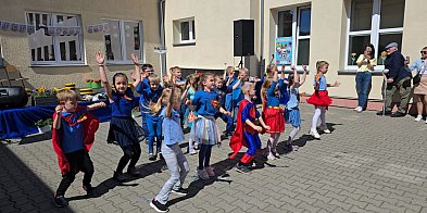 Festyn Rodzinny i otwarcie plenerowej sali lekcyjnej przy SP5 w Ostródzie-100119