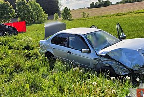 Tragiczny wypadek w Jurkach. Zginął 58-latek z opla, 21-latek z bmw zatrzymany-100232
