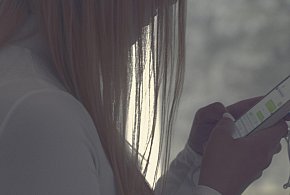 Odgórny zakaz telefonów w szkołach? MEN zdradza plany zmian-100370