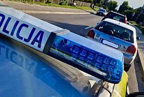 Wypadek, pijani kierowcy i za szybko na drogach powiatu w weekend-100823