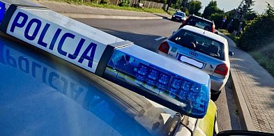 Wypadek, pijani kierowcy i za szybko na drogach powiatu w weekend-100823