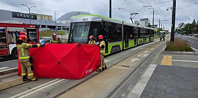 Tragiczny wypadek! Rowerzystka wpadła pod tramwaj w Olsztynie! -100825
