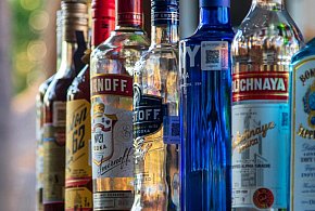 Piwo i wódka znikną ze stacji paliw? Ten pomysł znów jest na stole-100879