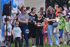 Rodzinny Piknik pełen uśmiechu w Ostródzie połączył pokolenia-100952