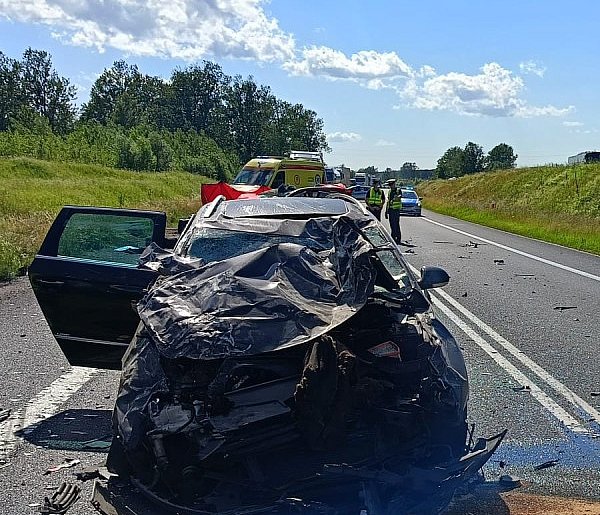Region: Śmiertelny wypadek na DK16. Nie żyje pasażer renault-100953