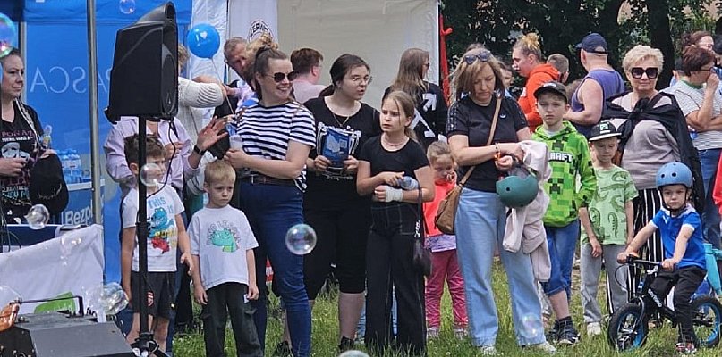 Rodzinny Piknik pełen uśmiechu w Ostródzie połączył pokolenia - 100952