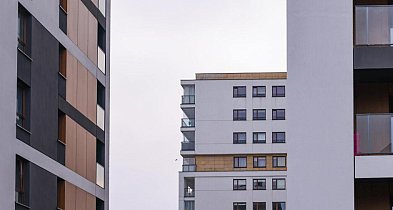 Podaż nowych mieszkań spada, ale oferta rynkowa rośnie-101660