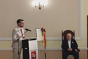 Piotr Kolaj Honorowym obywatelem Miasta Ostróda!-101701