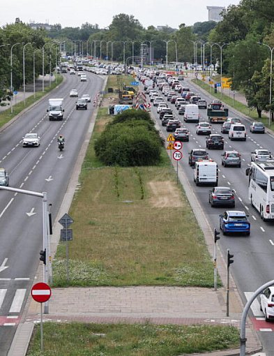 Eurostat: Polska szósta w UE pod względem liczby samochodów osobowych na 1 tys. os-101843