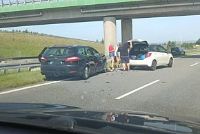 Z ostatniej chwili! Duże utrudnienia w kierunku Gdańska po zderzeniu 4 aut-102013