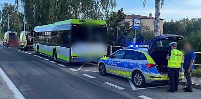 2 kobiety  w szpitalu po gwałtownym hamowaniu autobusu miejskiego w Górce-102499