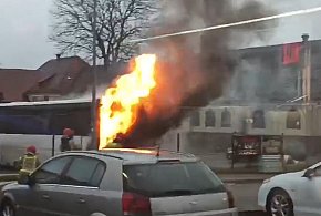 Pożar autobusu przy ul. Sobieskiego w Ostródzie [FOTO, WIDEO]-104159