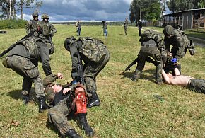 Setki tysięcy Polaków pójdą na szkolenie. Wojsko otwiera drzwi dla cywilów-104551
