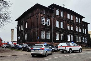 Pożar na ul. Garnizonowej w Ostródzie [FOTO + VIDEO]-104867