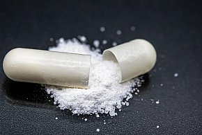 Salmonella w popularnym suplemencie. „Nie należy spożywać”-104992