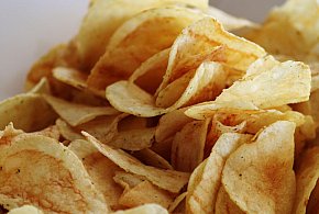 Podatek tłuszczowy uderzy w przekąski? Posłowie pokazują projekt-105677