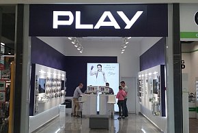 Potężna kara dla Play. Sieć ma zwrócić klientom pobrane środki-105684