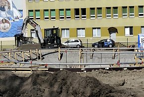 Ostróda: Postępują prace przy budowie długo wyczekiwanego skateparku
