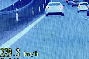 Ostróda: Pędził Maserati o ponad 100 km/h za szybko. 5 tys. mandatu za 229 km/h