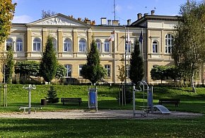 Ostróda: Miasto kupi setki śpiworów i plandek na sytuacje kryzysowe