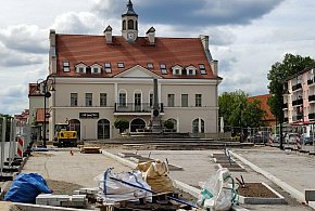 Ostróda: Plac Tysiąclecia zmienia swoje oblicze. Widać już pierwsze efekty