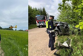 Węgorzewo: BMW uderzyło w drzewo i wpadło do rowu. Na miejscu LPR, 1 osoba ranna