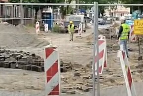 Ostróda: Kostka znika w ekspresowym tempie. Remont ul. Grunwaldzkiej trwa