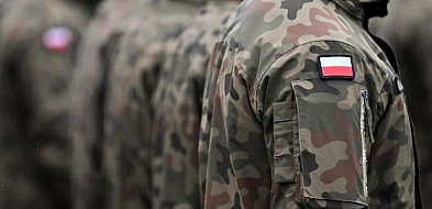 MON: w przyszłym roku do zawodowej służby wojskowej może być powołanych 13,5 tys.-104943